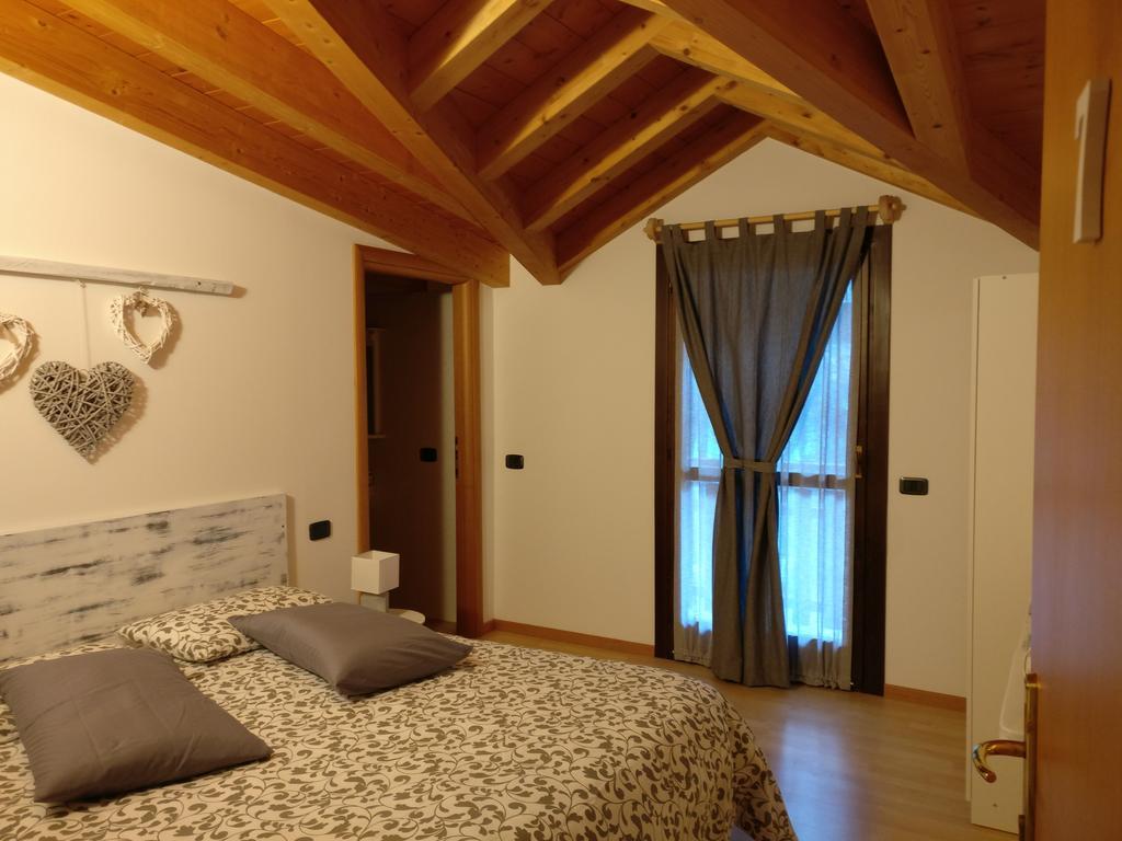 Garni Al Laghet Hotel เทนโน ภายนอก รูปภาพ