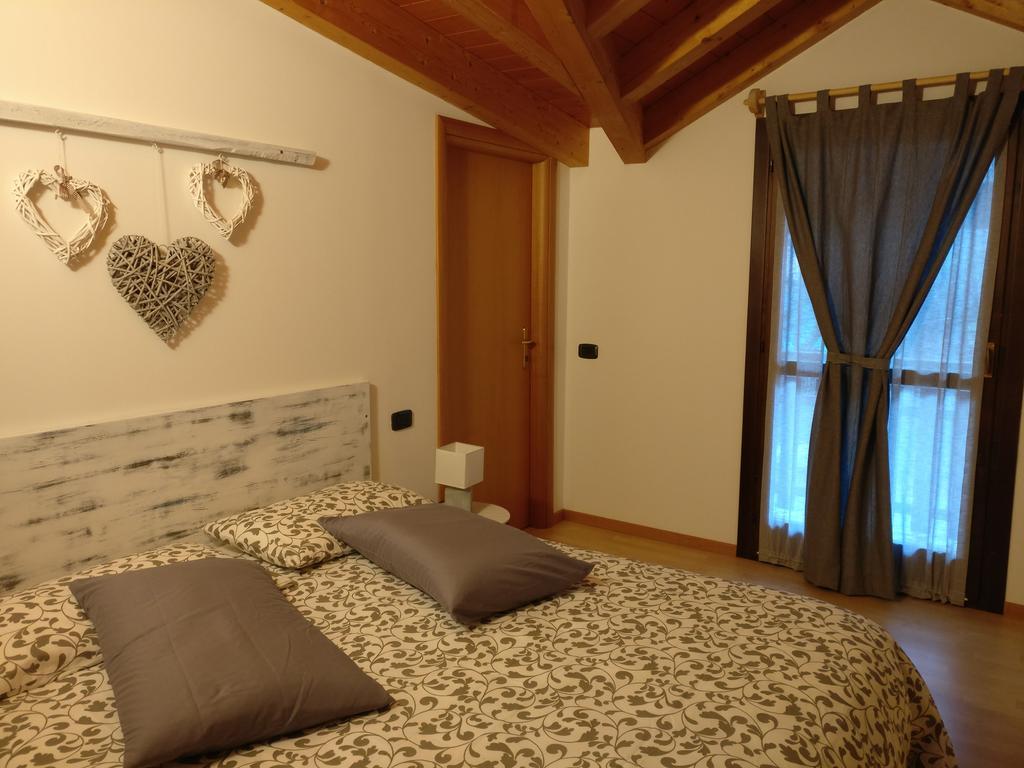 Garni Al Laghet Hotel เทนโน ภายนอก รูปภาพ