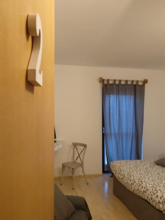 Garni Al Laghet Hotel เทนโน ภายนอก รูปภาพ