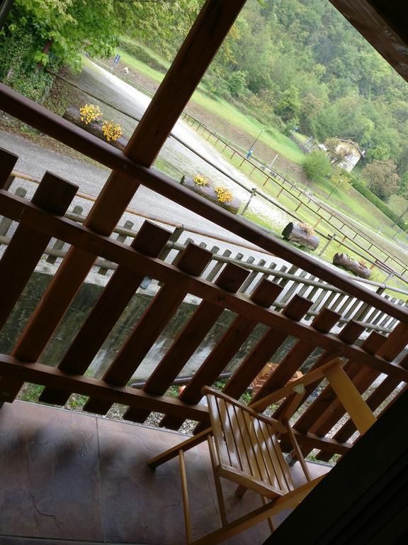Garni Al Laghet Hotel เทนโน ภายนอก รูปภาพ